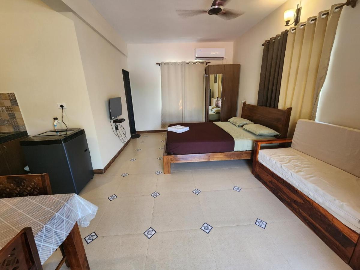 Coastal Suites Apart-Hotel Kolva Kültér fotó